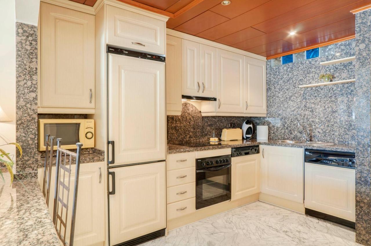 Del Parque Flats - Puerto Marina Apartment Benalmadena Bagian luar foto
