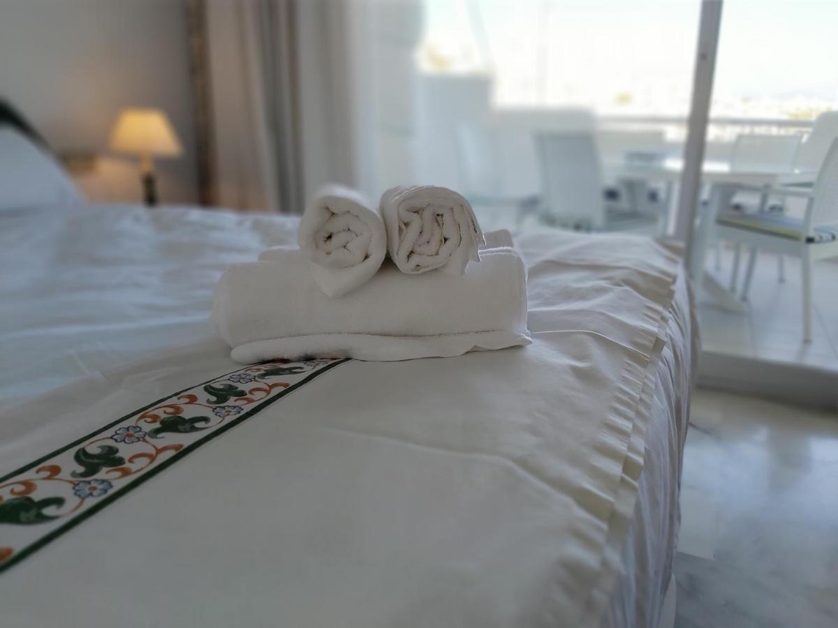 Del Parque Flats - Puerto Marina Apartment Benalmadena Bagian luar foto